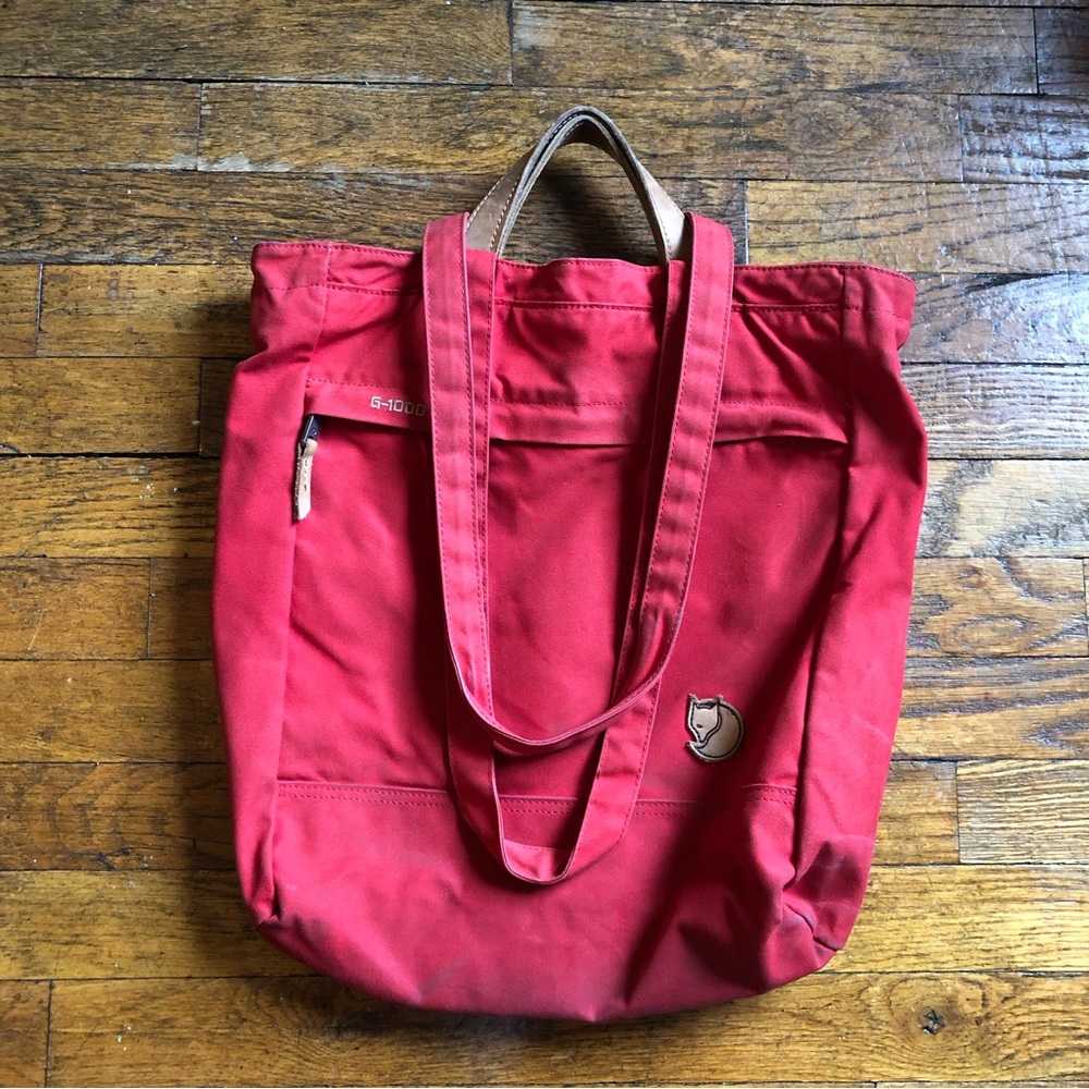 Fjallraven Totepack No. 1 in red